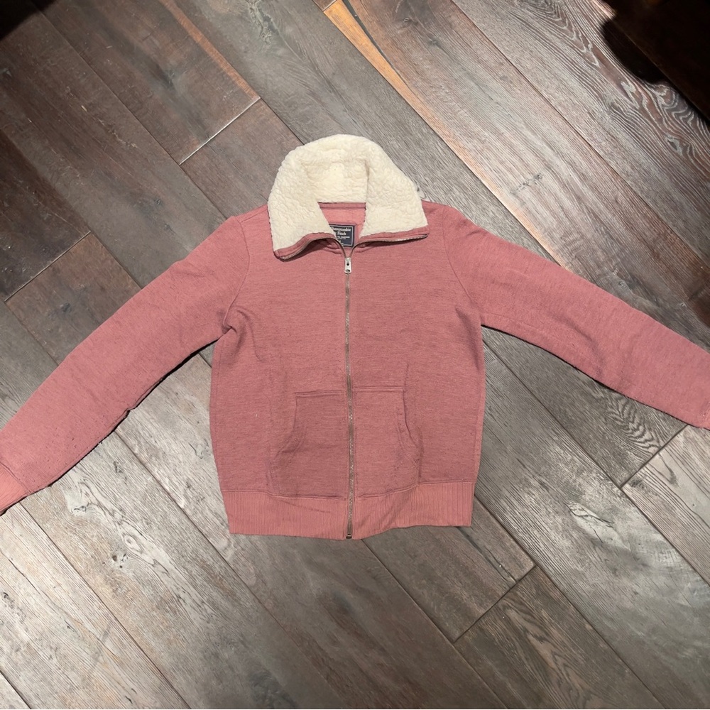 Abercrombie & Fitch Dusty Rose Jacket with Ivory Sherpa Lining